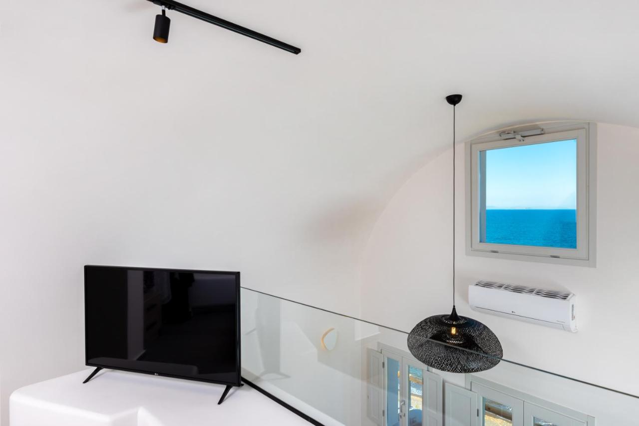 Neoma Luxury Suites Karterados  Ngoại thất bức ảnh
